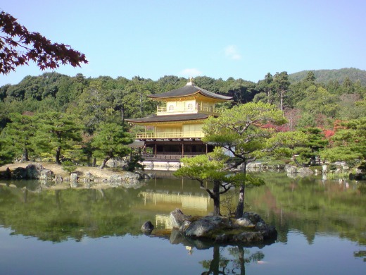 Nosso objetivo, o templo de ouro (Kinkakuji)