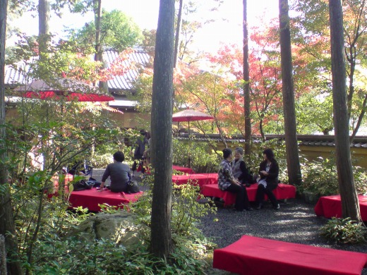 Local para aprender a tomar chá, dentro dos jardins do templo