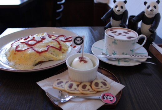 Panda-cafe-Tokyo-02